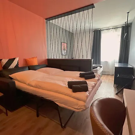 Aparthotel Living 3*
